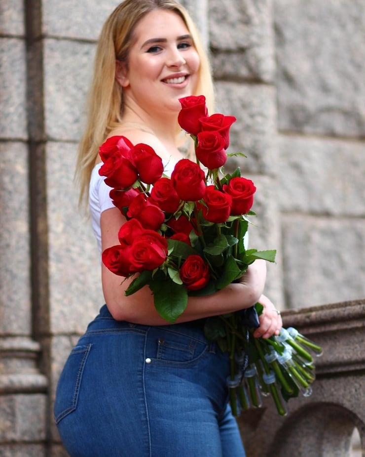 Sophie Turner (Plus Size)