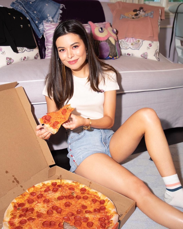 Miranda Cosgrove Miranda Cosgrove