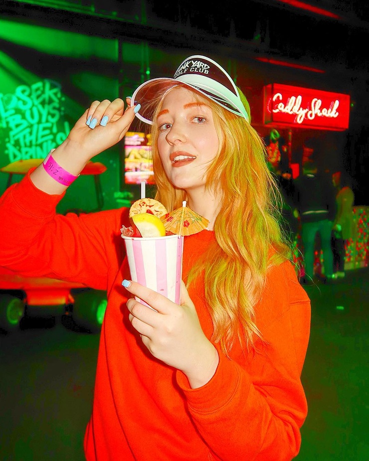 Victoria Clay