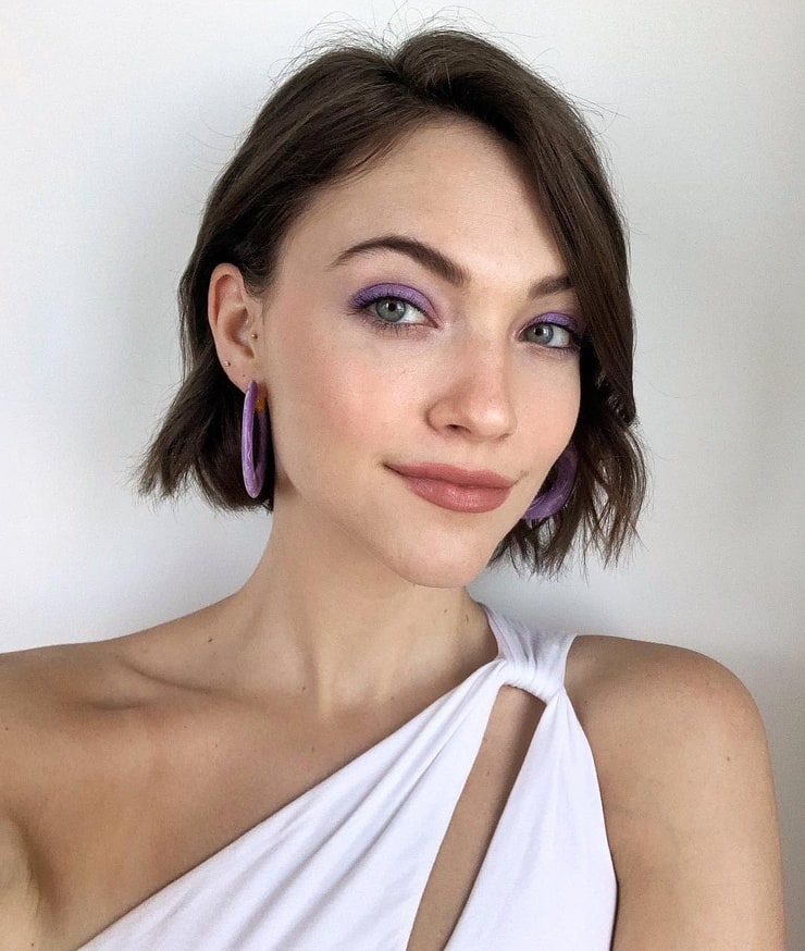 Violett Beane.