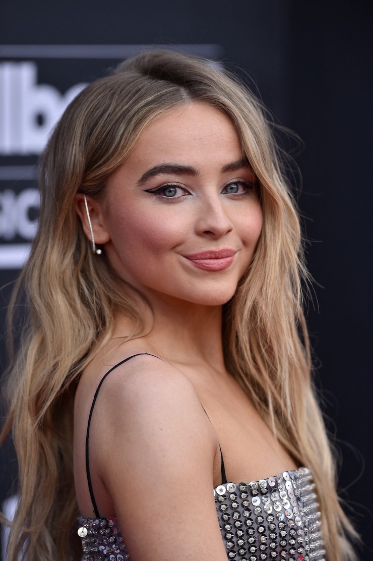 Sabrina Carpenter picture