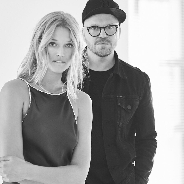 Toni Garrn Toni Garrn