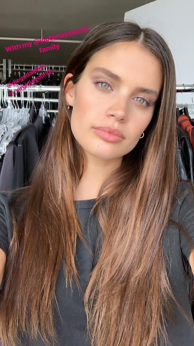 Sara Sampaio Sara Sampaio