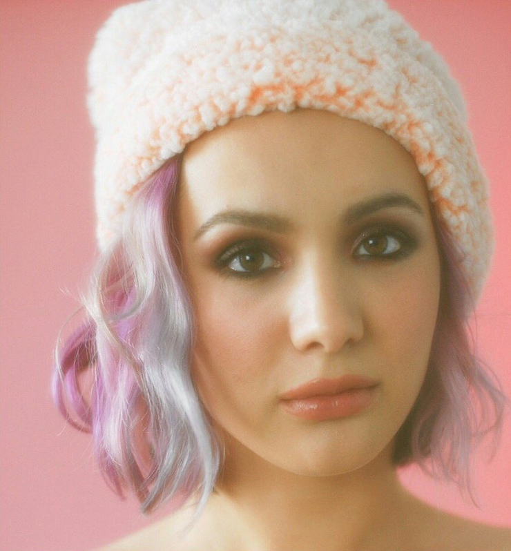 Hannah Marks Hannah Marks