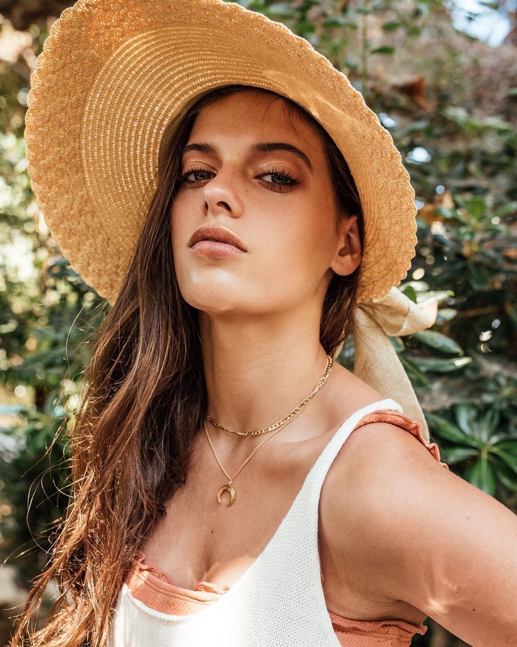 taya brooks