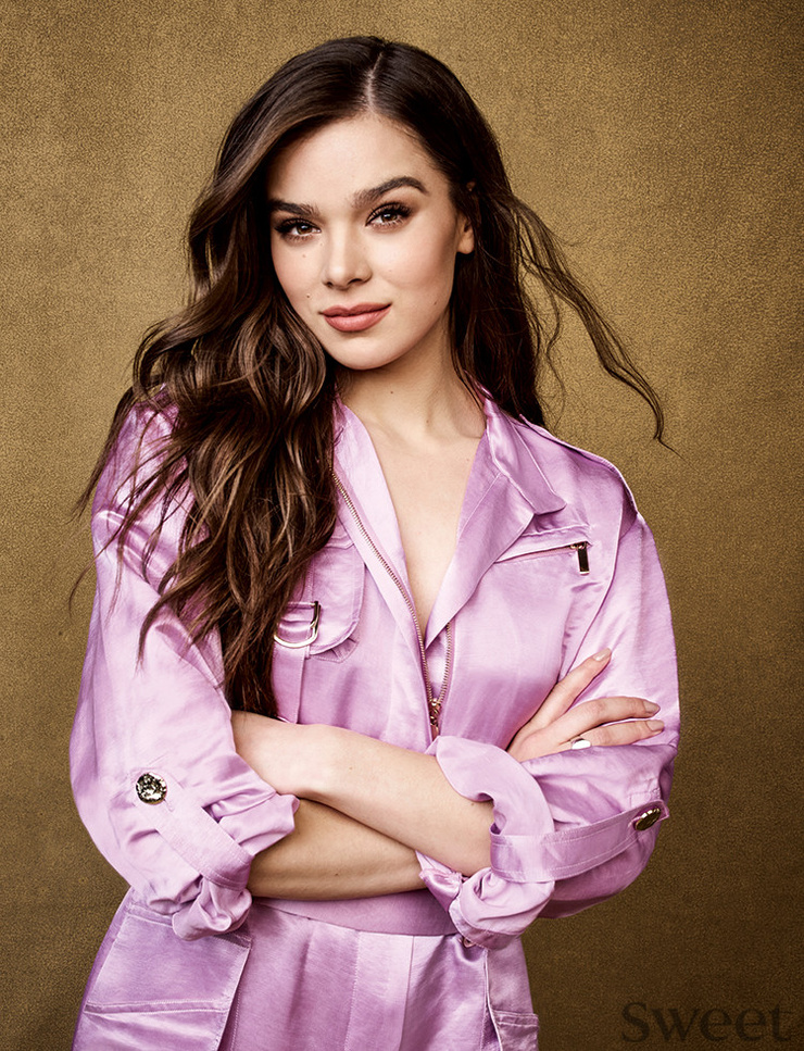Hailee Steinfeld Hailee Steinfeld