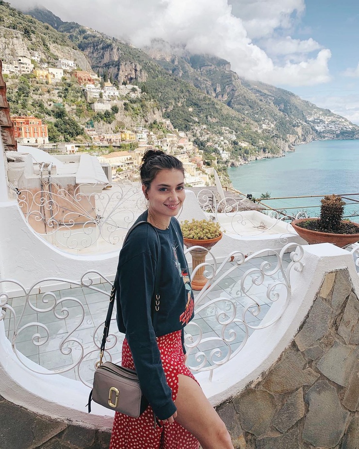 Jessica Clements Jessica Clements