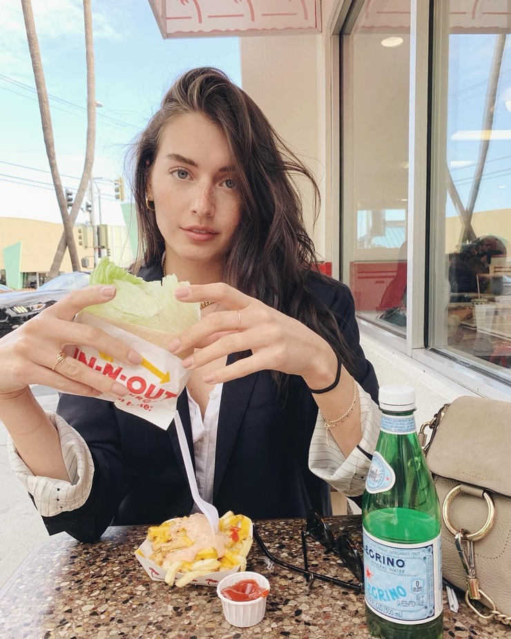 Jessica Clements Jessica Clements