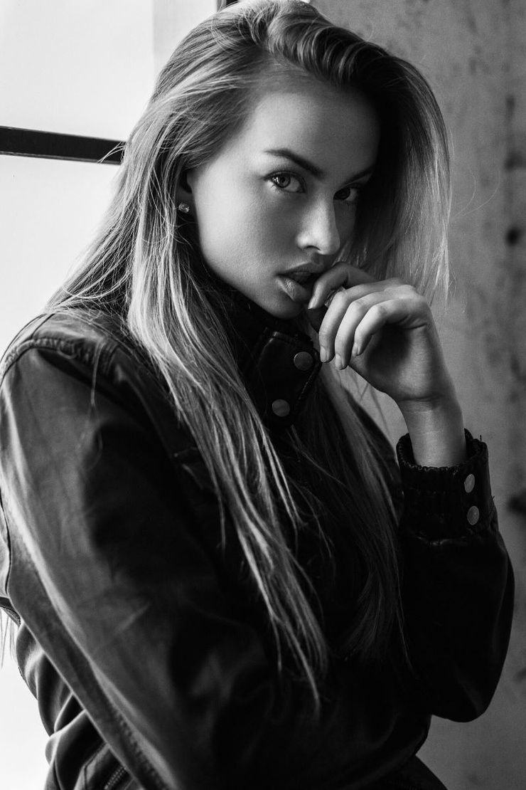 Taylor Howard Taylor Howard