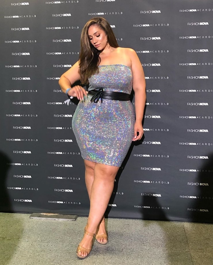 Erica Lauren (Plus Size Model)