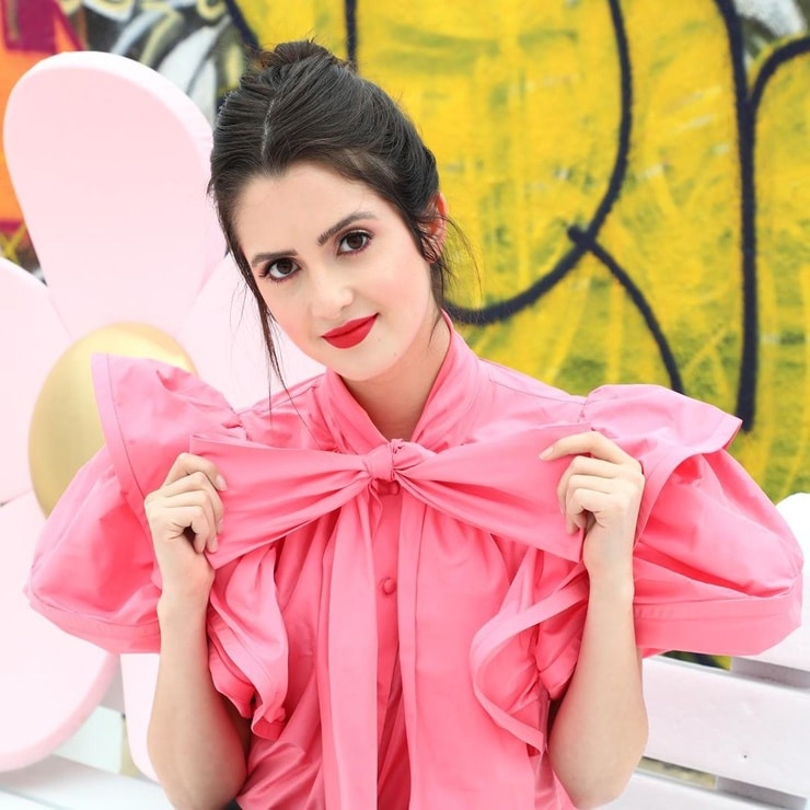Laura Marano