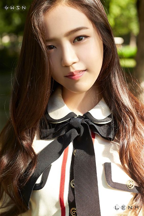 Lena (GWSN) Lena (GWSN)