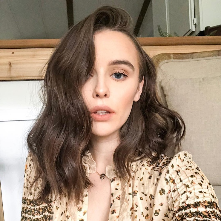 Acacia Brinley Acacia Brinley