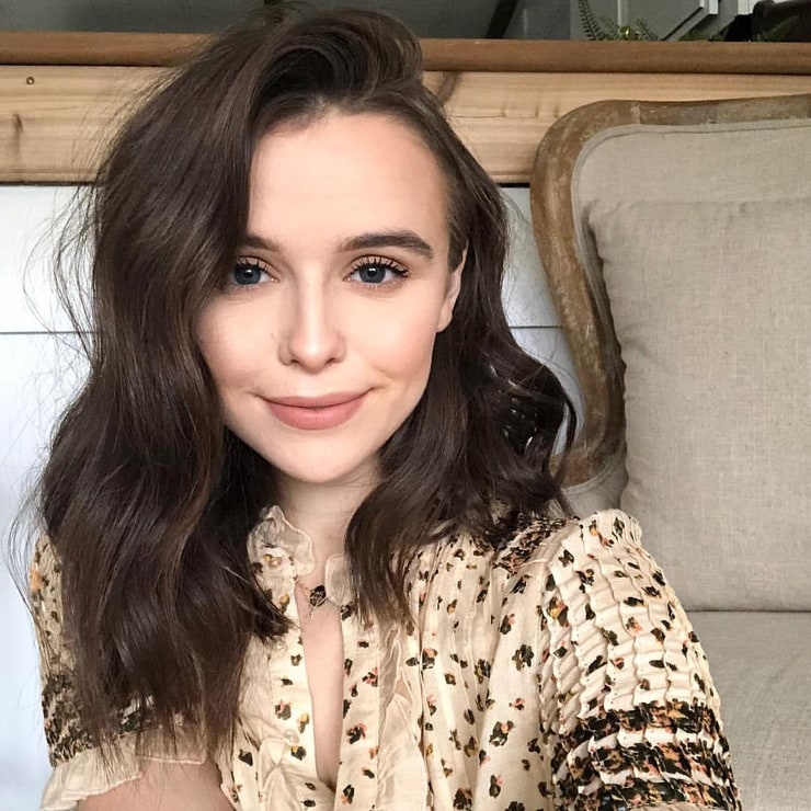 Acacia Brinley Acacia Brinley