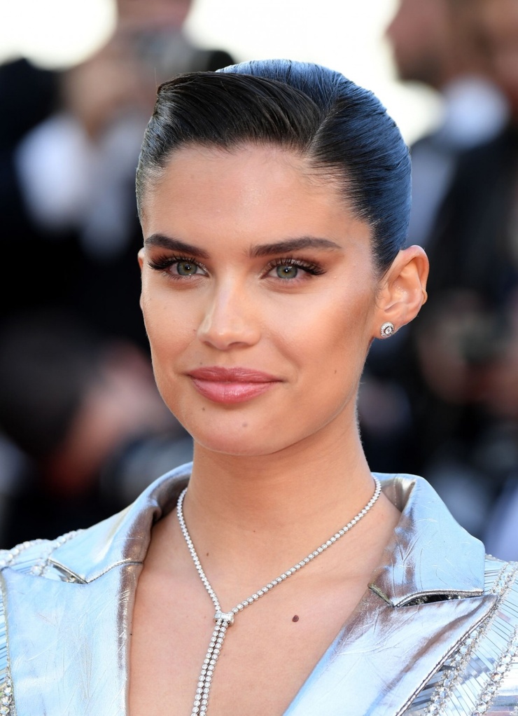 Sara Sampaio Sara Sampaio