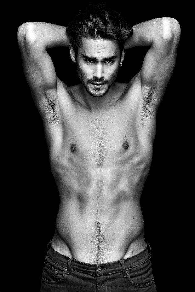 Nicolas Simoes