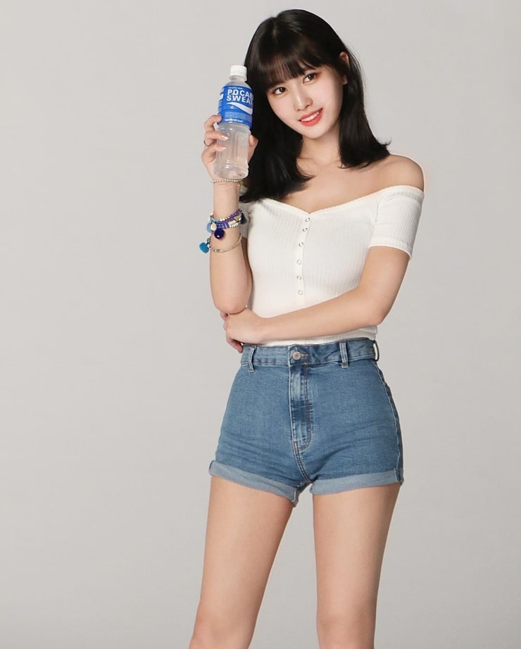 Hirai Momo