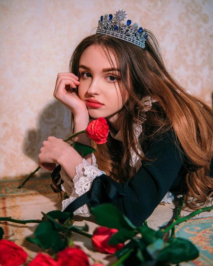 Elina Karimova Elina Karimova