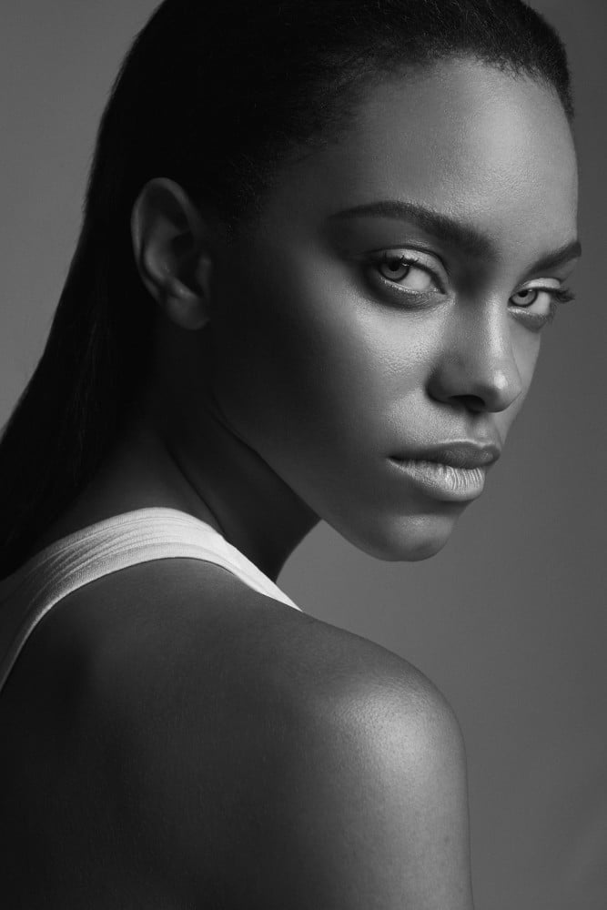 Tainá Stark
