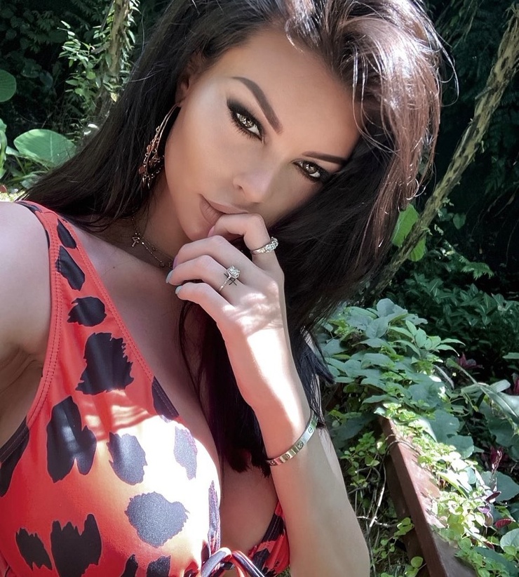 Justyna Gradek Justyna Gradek