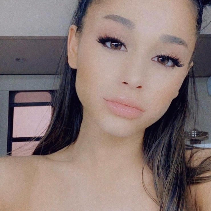 Ariana Grande picture