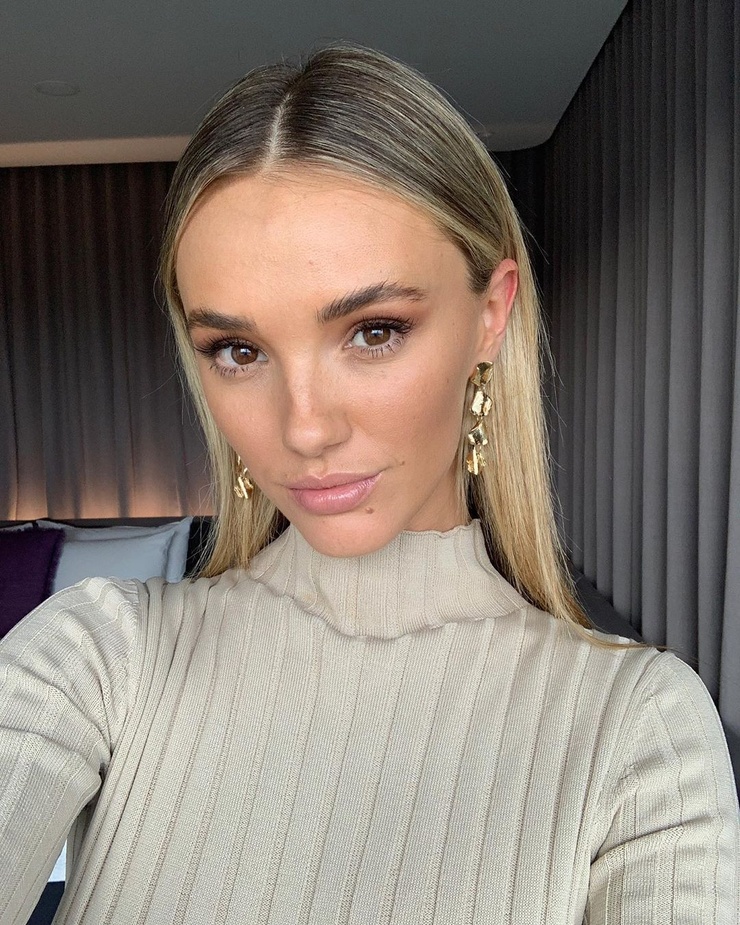 Brooke Hogan (I) Brooke Hogan (I)