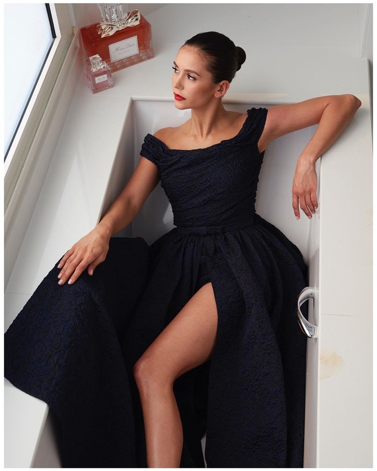Nina Dobrev Nina Dobrev