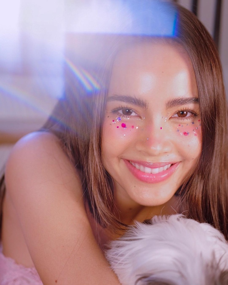 Urassaya Sperbund Urassaya Sperbund