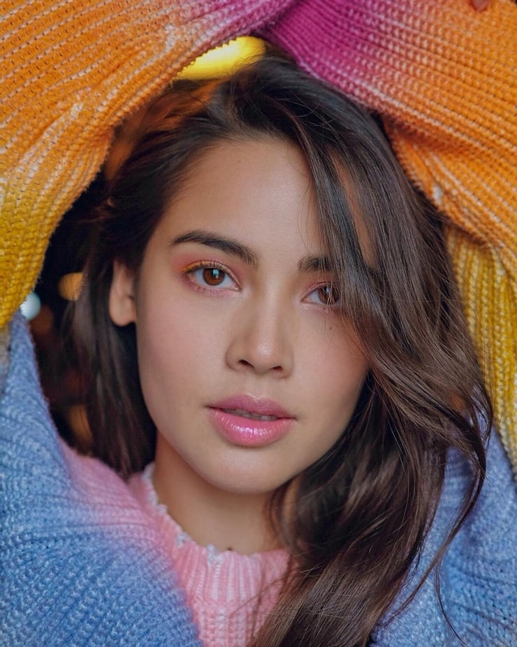 Urassaya Sperbund