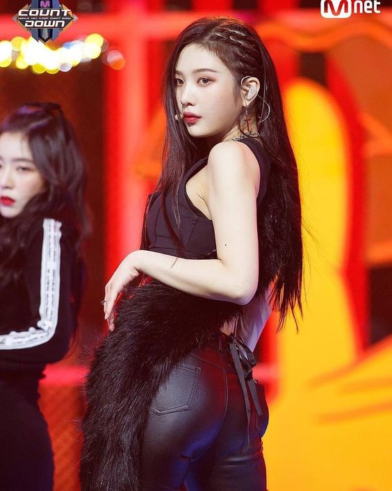 Joy (Park Soo Young)