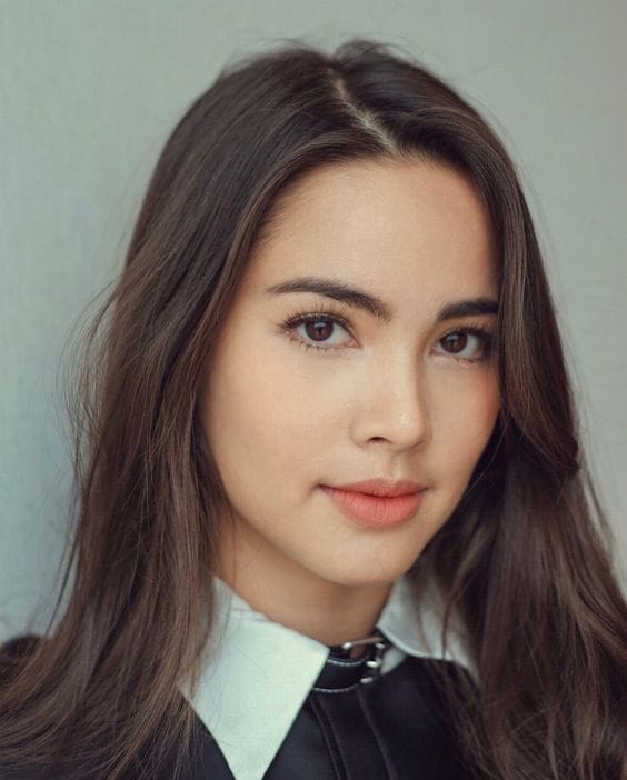 Urassaya Sperbund