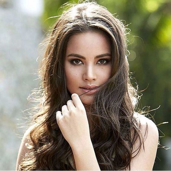 Urassaya Sperbund Urassaya Sperbund