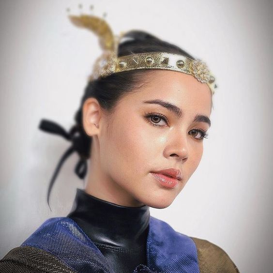 Urassaya Sperbund