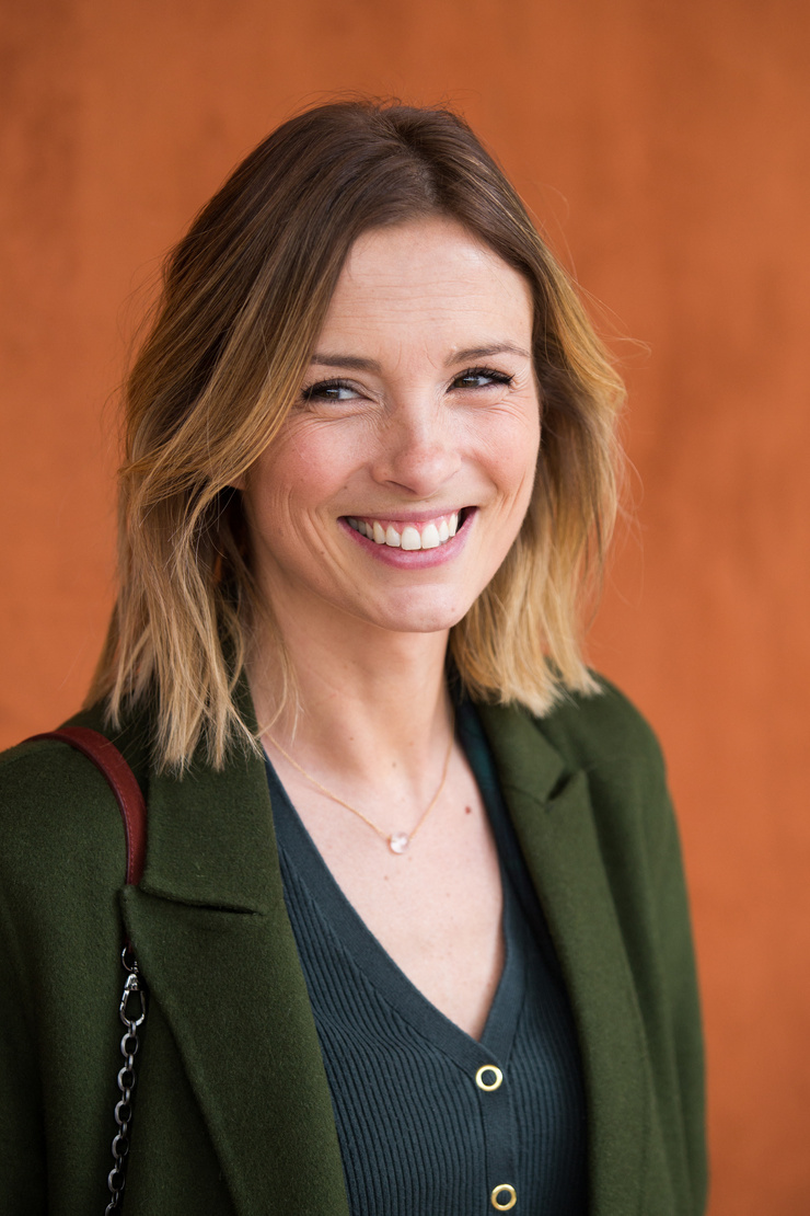 Isabelle Ithurburu Isabelle Ithurburu