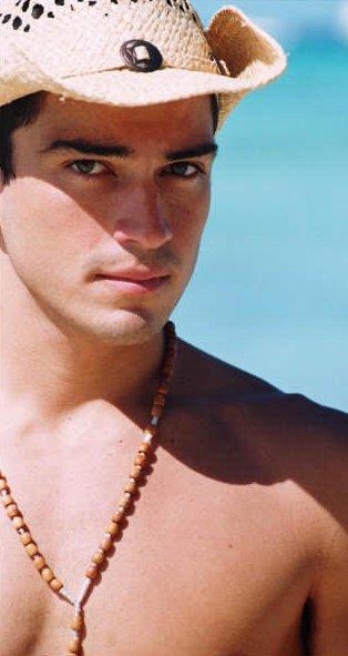 Alfonso Herrera Alfonso Herrera