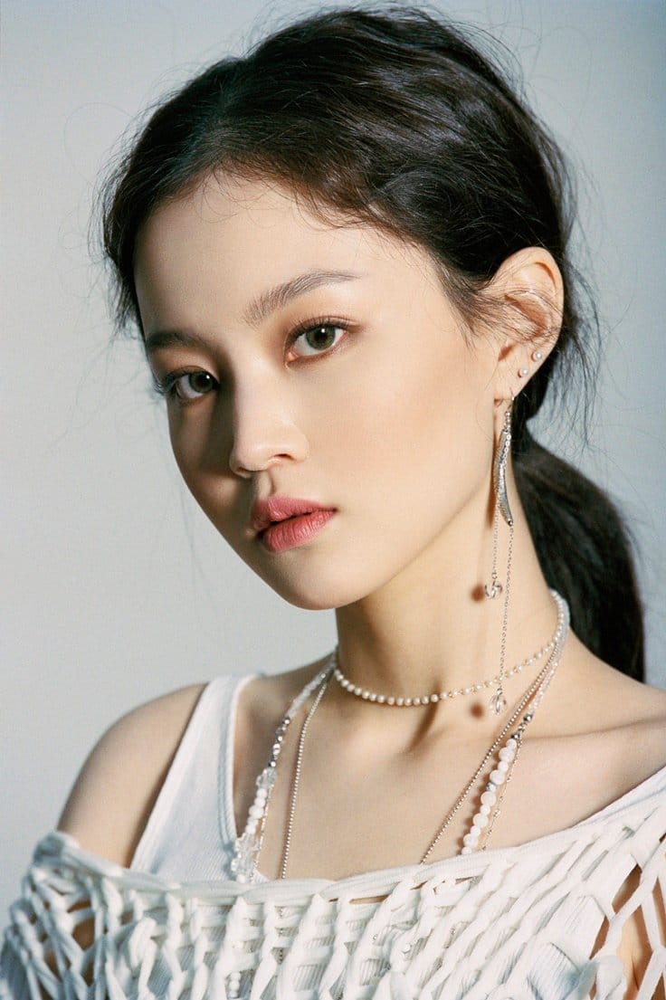 Lee Ha Yi