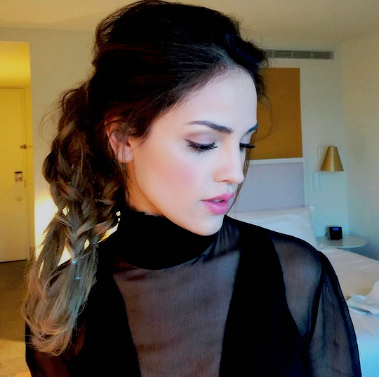 Eiza Gonzalez Eiza Gonzalez