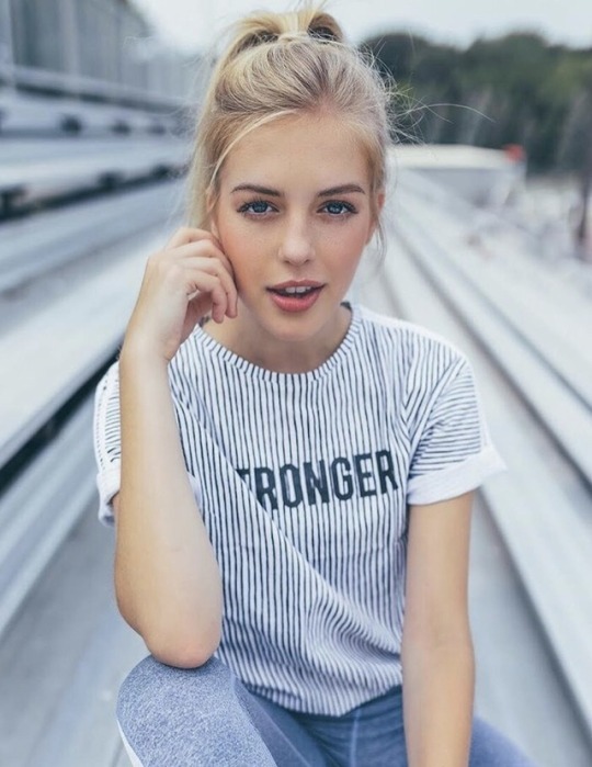 Gabby Thomas Gabby Thomas