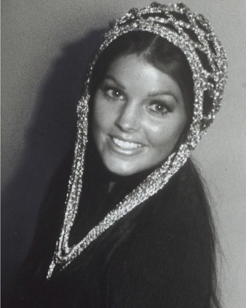 Priscilla Presley