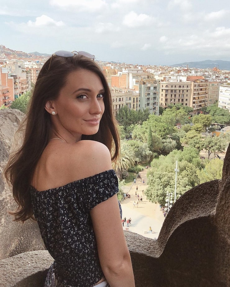 Kaitlyn Ridge Kaitlyn Ridge