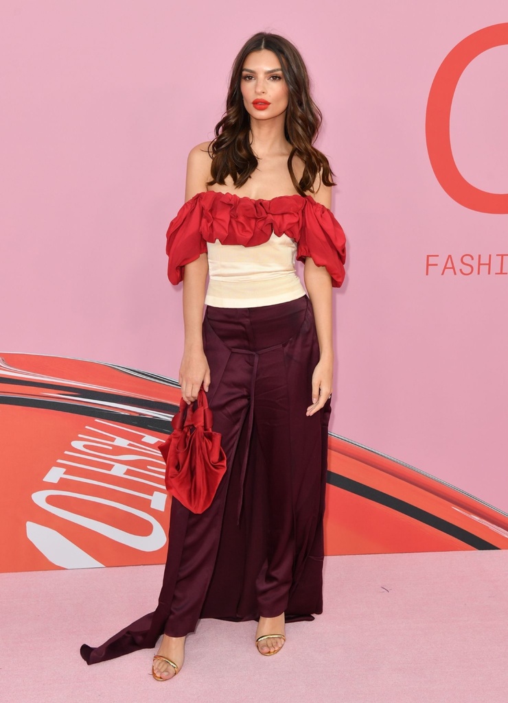 Emily Ratajkowski