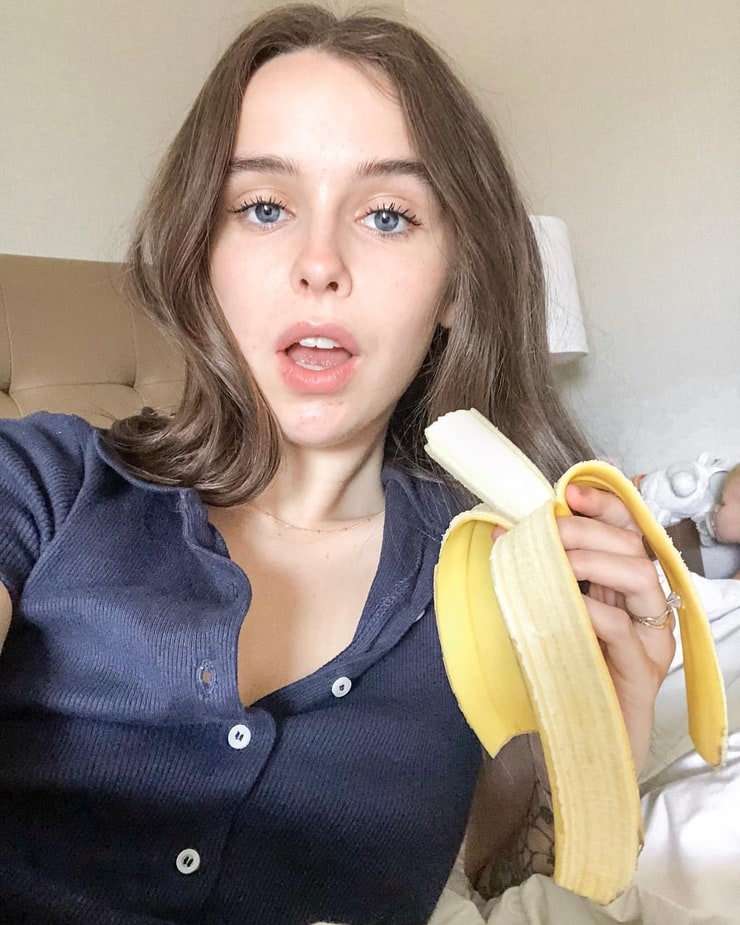 Acacia Brinley