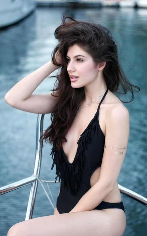 Elnaaz Norouzi