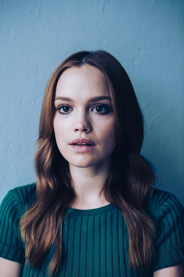 Emilia Schüle Emilia Schüle