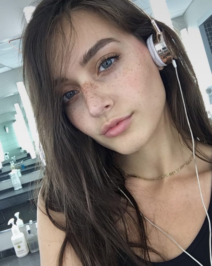 Jessica Clements