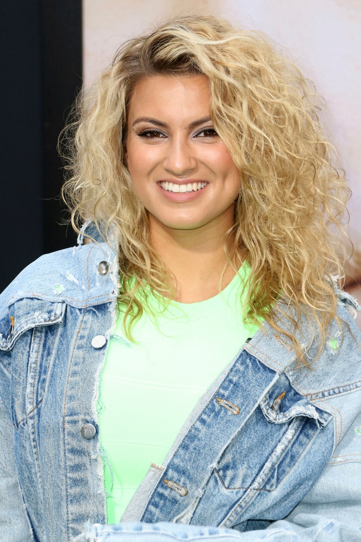 Tori Kelly