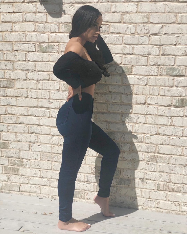 Kiyomi Leslie picture