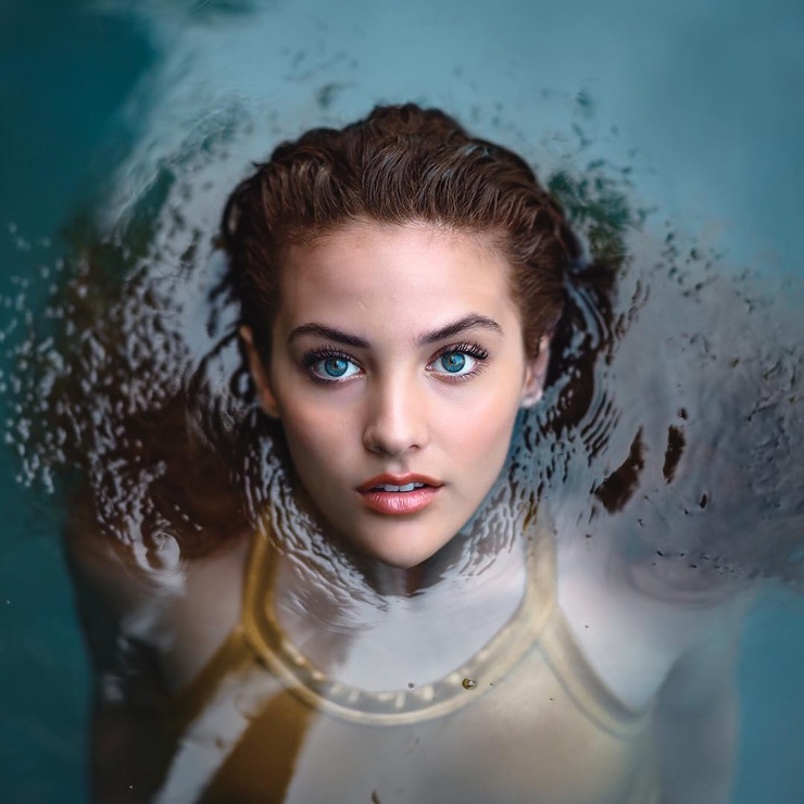 Sofie Dossi Sofie Dossi
