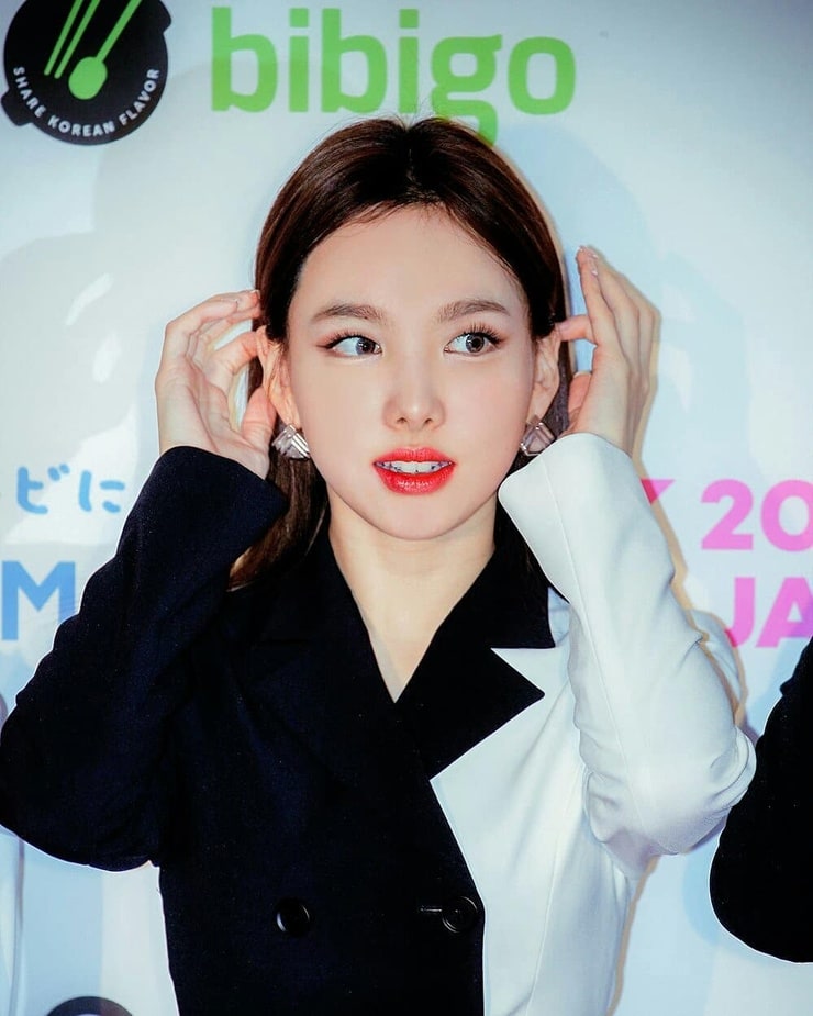 Im Nayeon