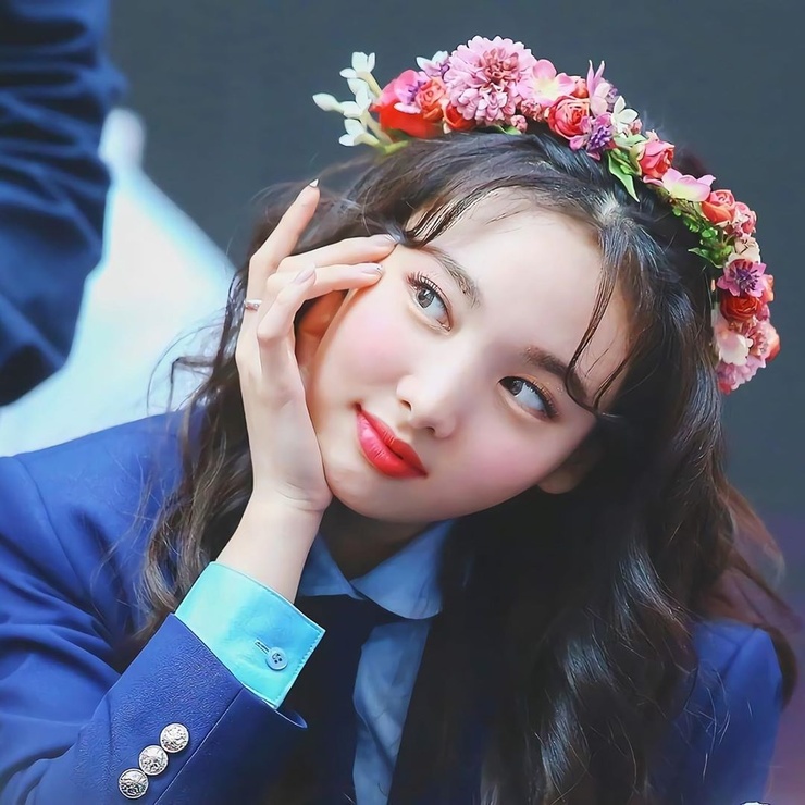 Im Nayeon